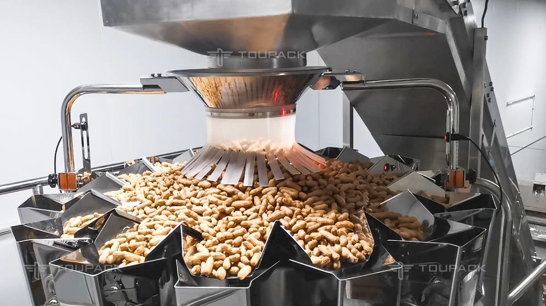 Levante-se a máquina de empacotamento de peso vertical das porcas de caju do amendoim da máquina de embalagem 2.5kg do malote