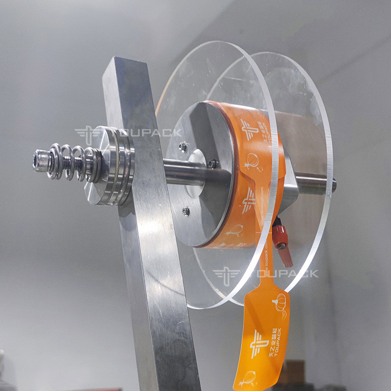 Máquina de embalagem de sacos de rede totalmente automática para sacos de malha de legumes de batata