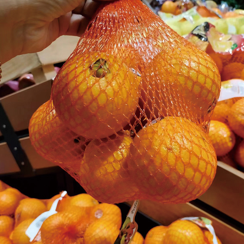 Máquina de embalagem de sacos de malha de cebola Máquina de corte de sacos de malha de frutas e legumes Máquina de embalagem de malha