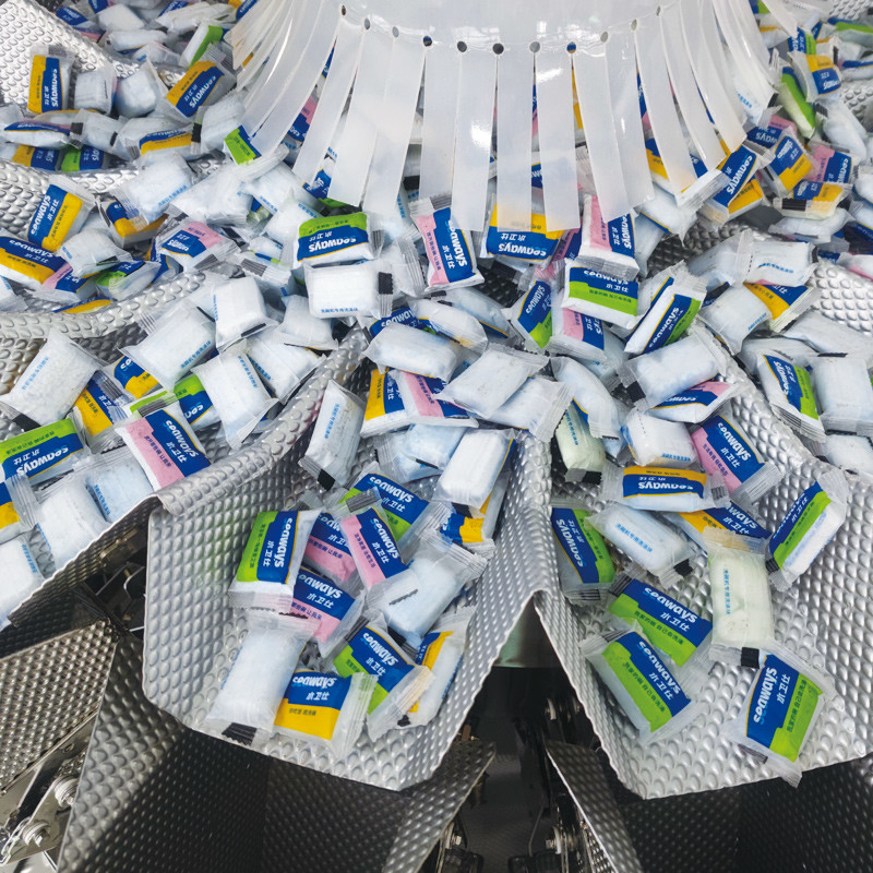 PVA Filme Lavanderia Máquina de embalagem de cápsulas Lavadora de pratos Máquina de embalagem de cápsulas Detergente Cápsulas de embalagem de caixas completas Linha de produção
