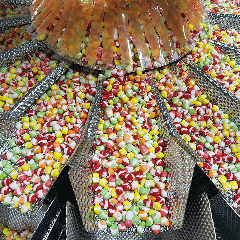 Máquina automática de embalagem a granel de alimentos para lanches, biscoitos, gomas, embalagem de sacos e saquinhos, máquina de enchimento, pesadora multicabeças, máquina de embalagem