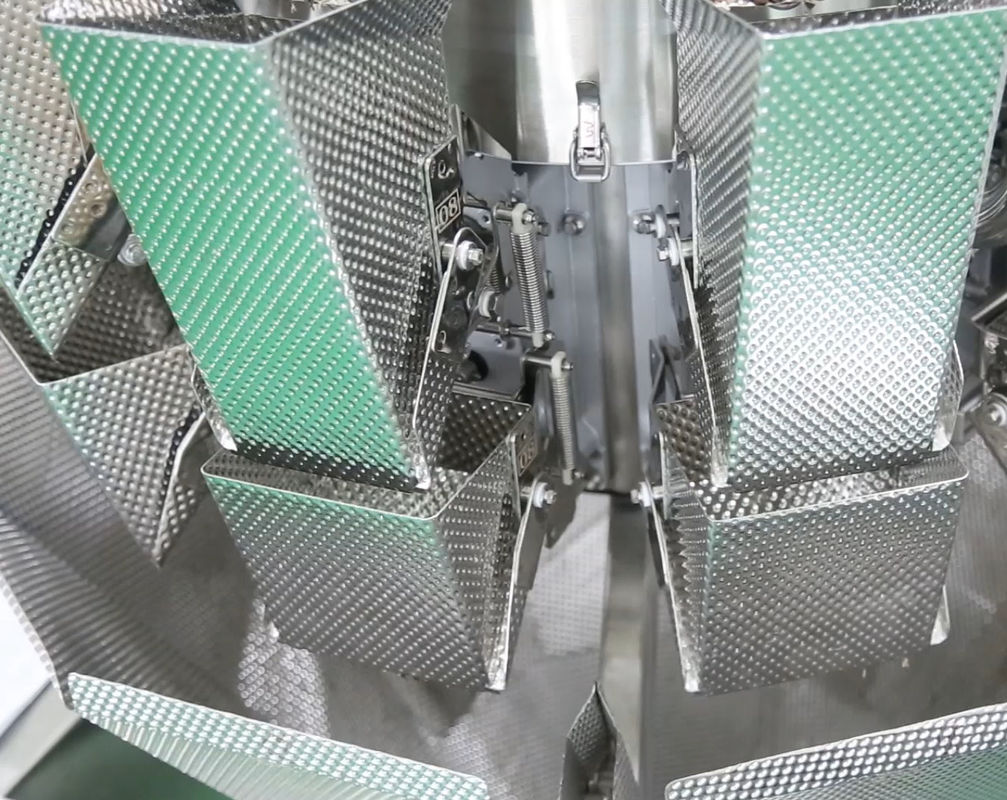 14 tipo elevador da bacia da máquina de empacotamento do pesador VFFS de Mutihead para o chocolate Bean Frozen Fruits