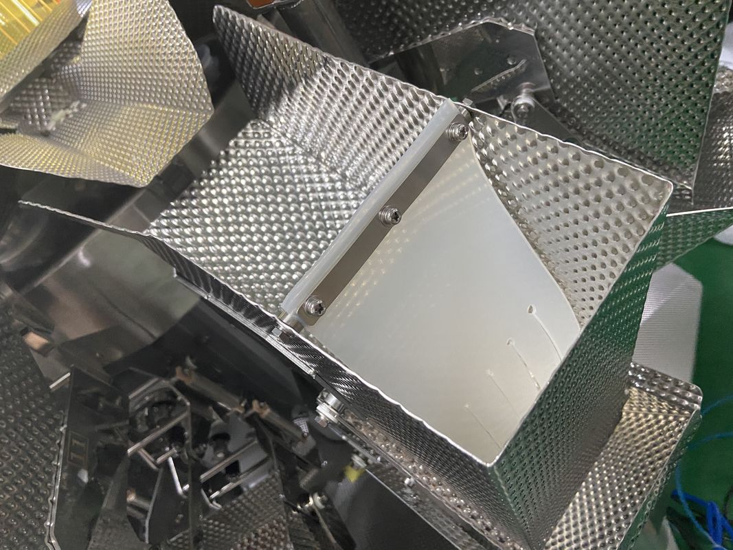 Máquina de embalagem 0.8L do pesador de Multihead de 14 funis 1.6L 2.5L para frutos frágeis