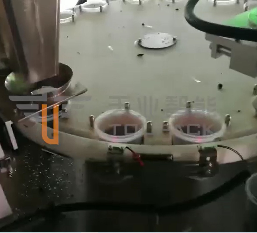 máquina de embalagem do pesador de 1.5K 28 Heppers 2.5L Multihead para o chocolate do copo