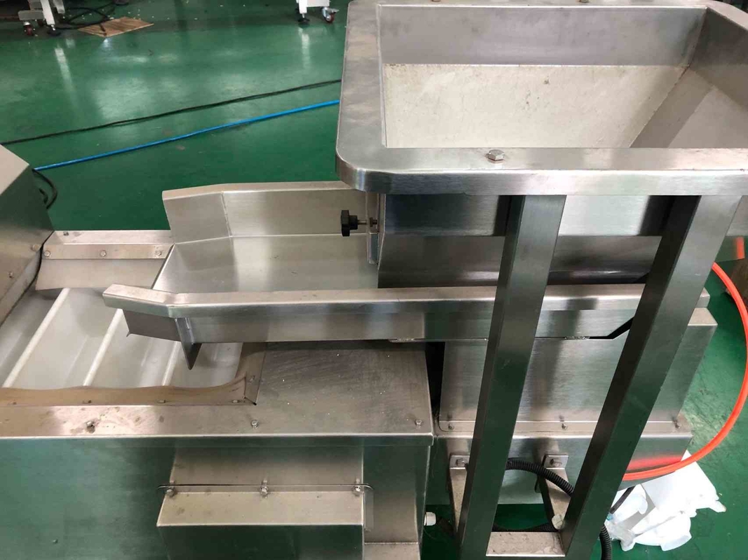 funcionamento de aço inoxidável do transporte da cubeta do declive de Z com o 10/14 de pesador do multihead das cabeças