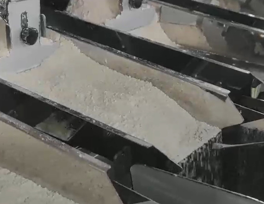 Cabeça 4 máquina de embalagem linear do pesador de 3 litros para o grânulo/pó